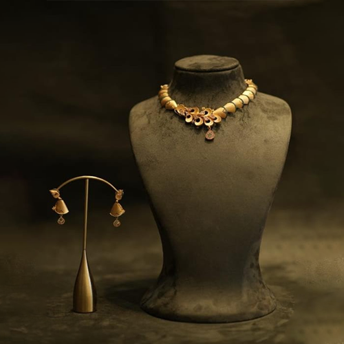 ANTIQUE WITH STONE-03