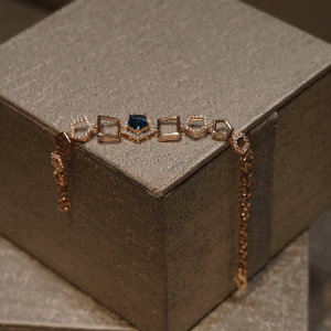 Ladies Bracelete 18KT