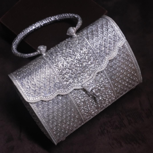 Silver Ladies Purse
